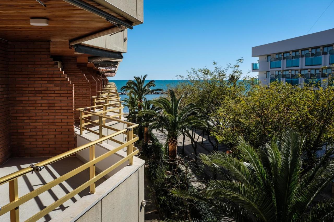 Apartamentos Marina Sol De Espana カンブリルス エクステリア 写真
